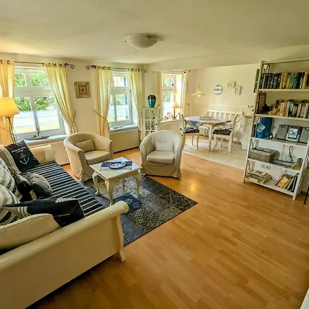 Captains Corner, 999 Schritte Bis Zur Ostsee Apartment Wustrow (Fischland)